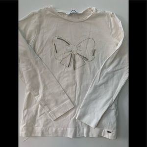 Long sleeve white bow shirt